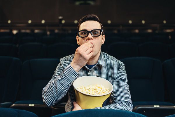 A Tub Of Amc's Popcorn Has Quite A Few Calories In It!